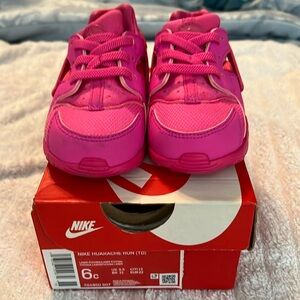 Toddler Nike shoes